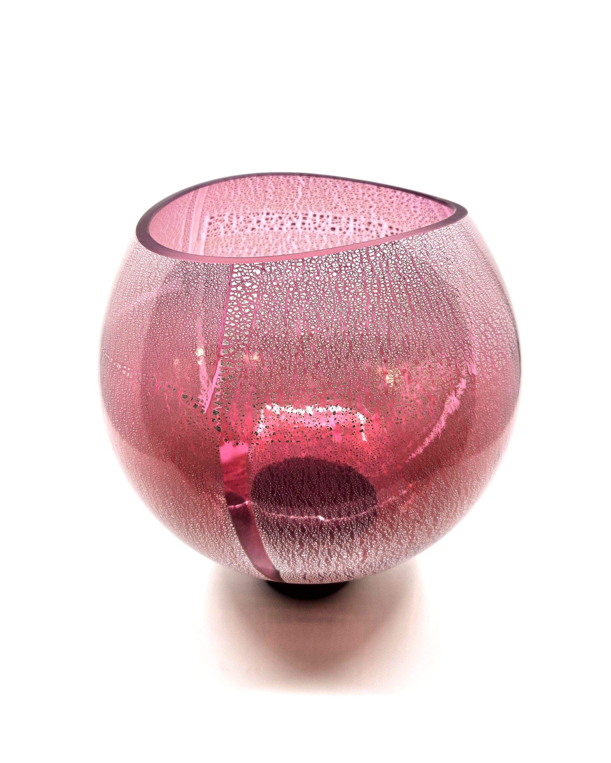Mobius Vessel (deep cerise)
